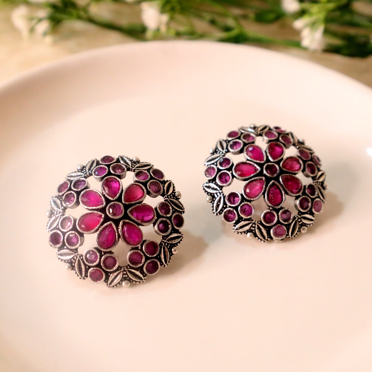 Noori Studs- Magenta