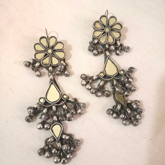 Phool Nakshi- Golden